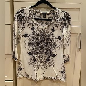 White with black design long sleeve T shirt